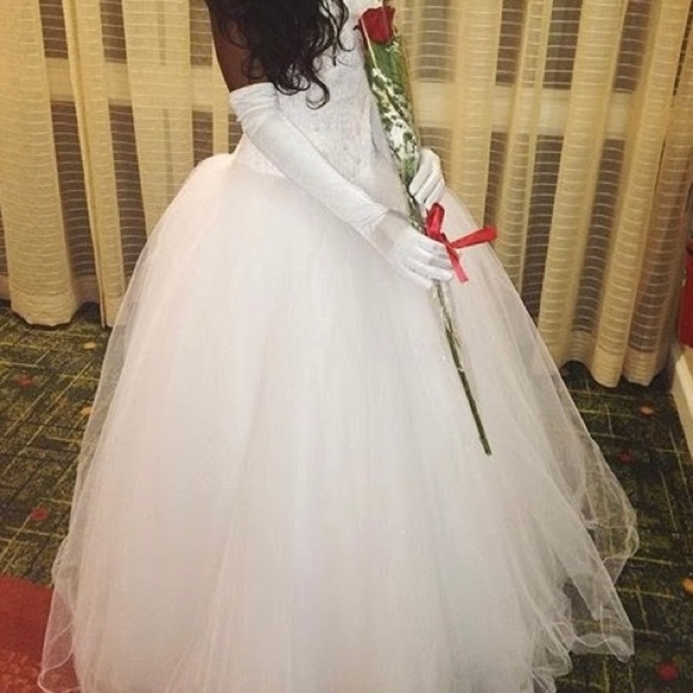 David’s Bridal Tulle Wedding Dress with Corseted Satin Bodice